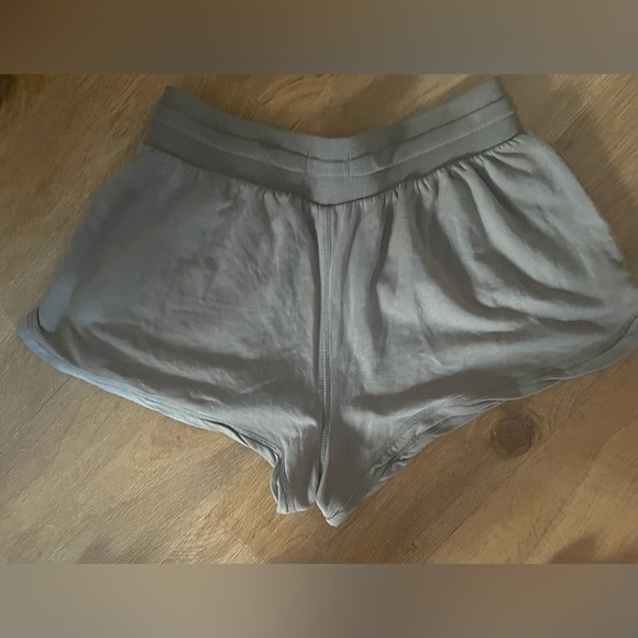 Feat brown lounge/workout shorts, trecell plush eco-innovative fabric; XXS - Picture 4 of 5